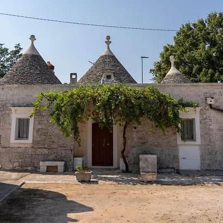 Trullo Cumma Rosa Tatil Evi Alberobello